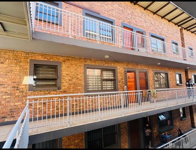 2 BEDROOM APARTMENT FOR SALE IN ALBERTON NORTH